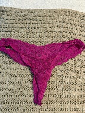 Victorias Secret Thong Panty - Magenta